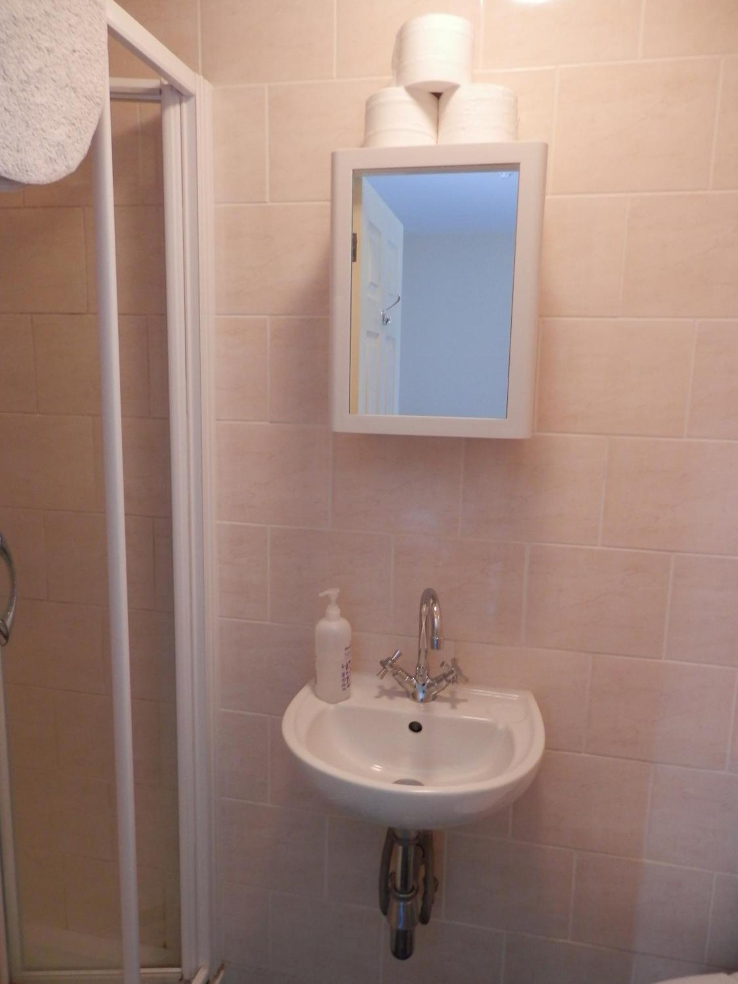 Shamrock Guest House Gravesend Phòng bức ảnh