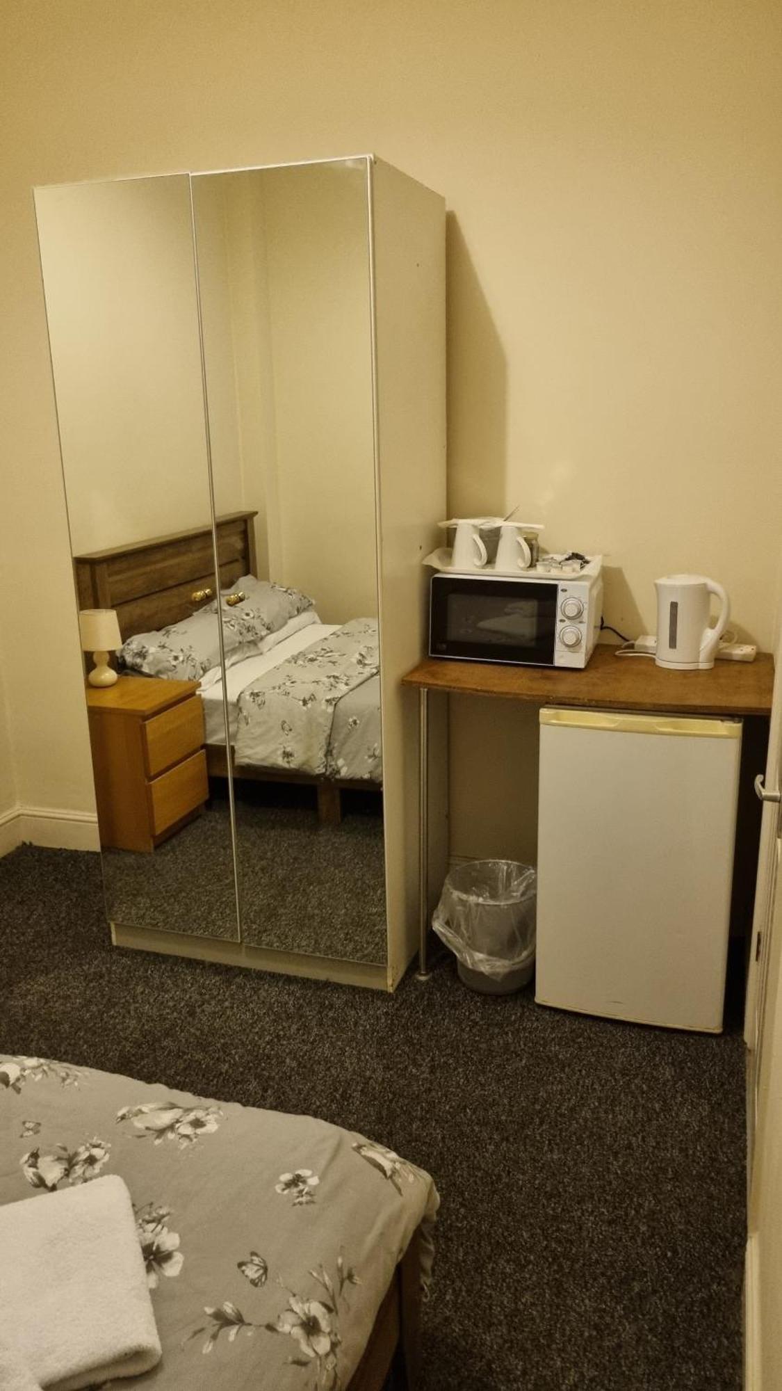 Shamrock Guest House Gravesend Ngoại thất bức ảnh