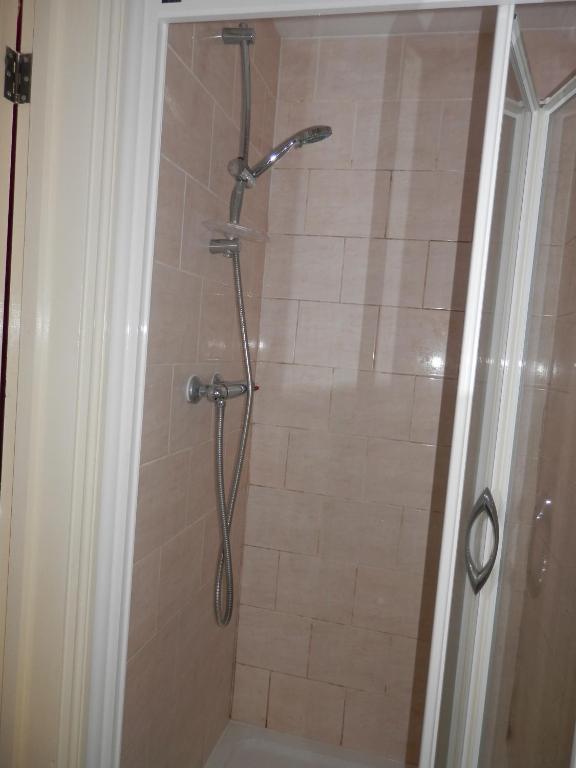 Shamrock Guest House Gravesend Phòng bức ảnh
